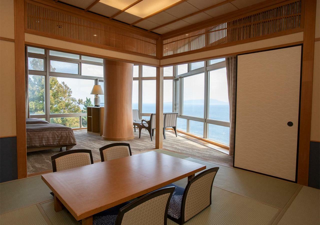 ホテル 熱川ハイツ 東伊豆町 エクステリア 写真